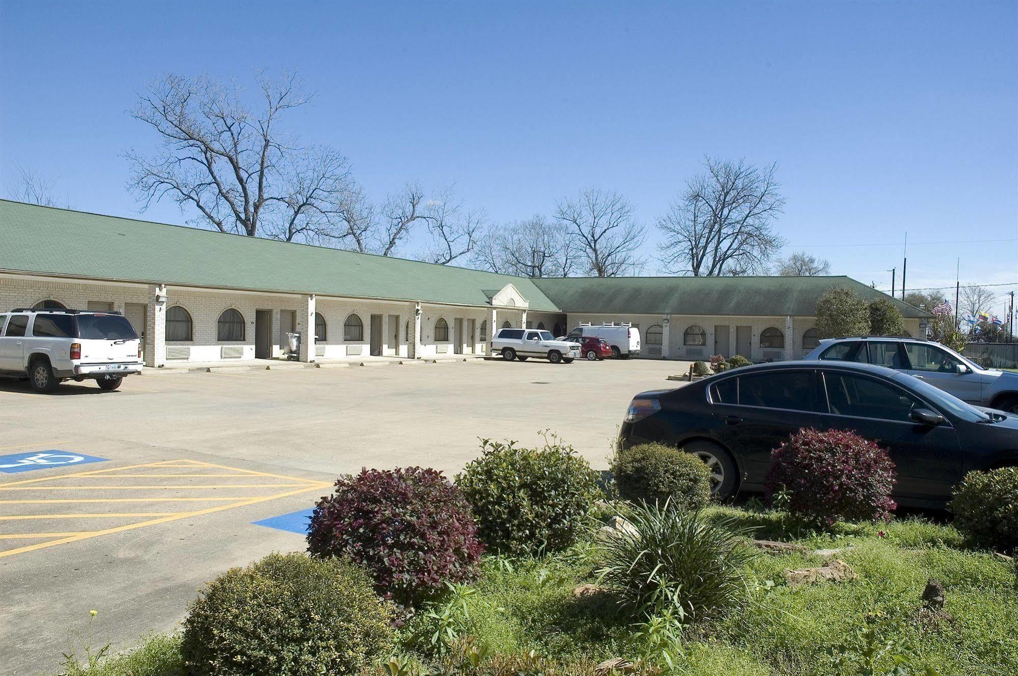Budget Host Hempstead Inn Brookhollow/Energy Corridor Houston Esterno foto