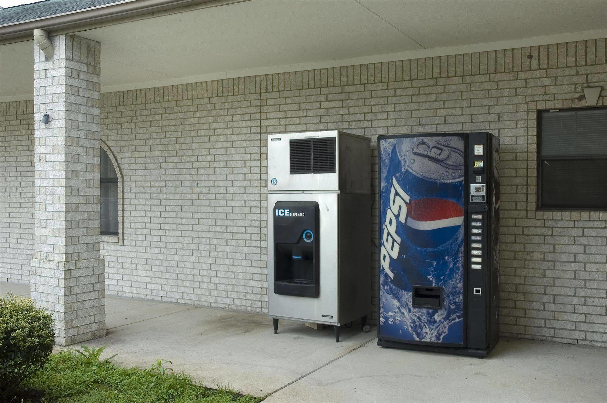 Budget Host Hempstead Inn Brookhollow/Energy Corridor Houston Esterno foto