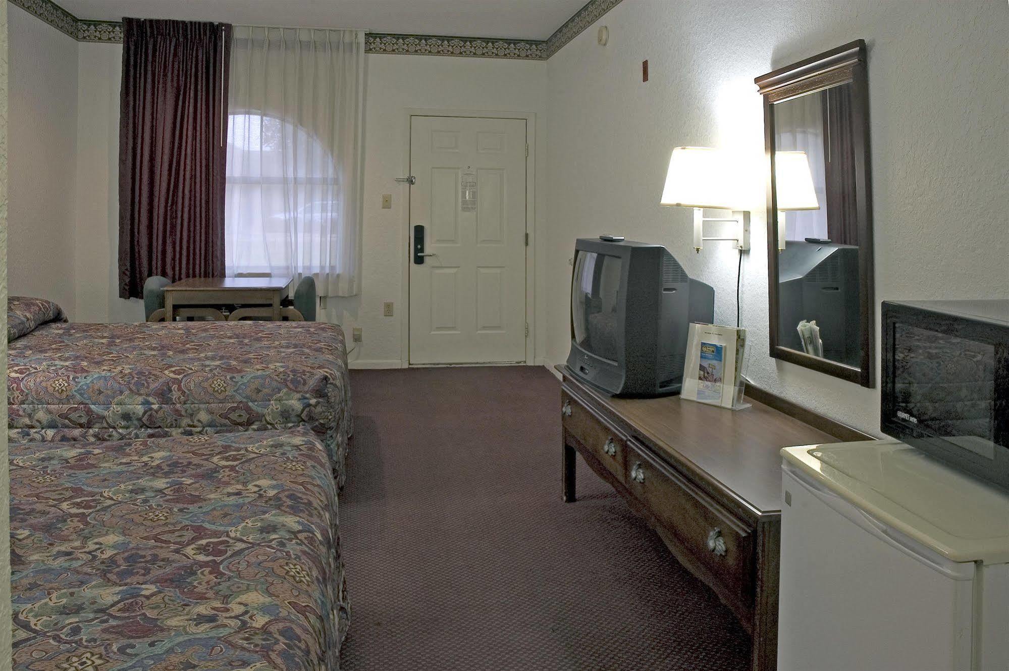 Budget Host Hempstead Inn Brookhollow/Energy Corridor Houston Esterno foto